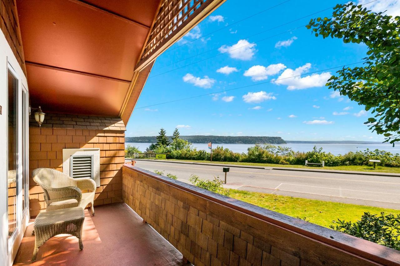 Saratoga Inn لانغلي المظهر الخارجي الصورة