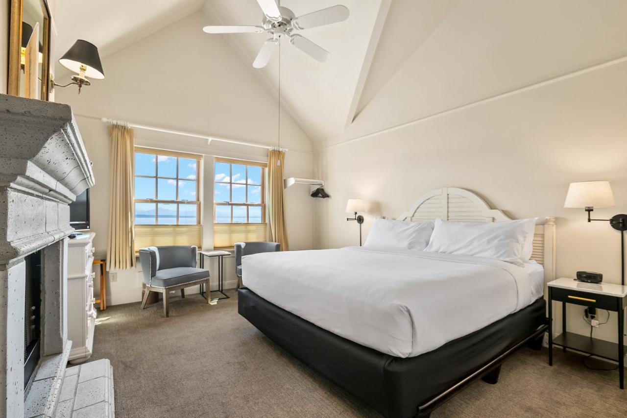Saratoga Inn لانغلي المظهر الخارجي الصورة